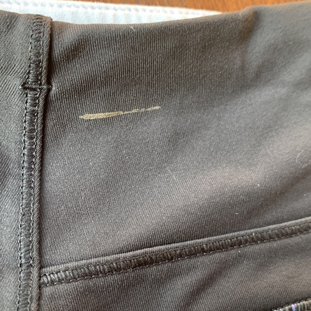 LULULEMON Multi Color Speed Up Shorts Size 6 - Picture 6 of 8